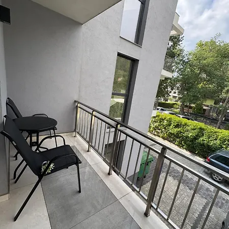B&s Guest house 3*
