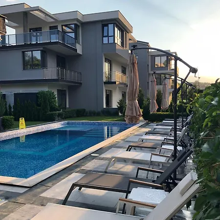 B&s Guest house 3*